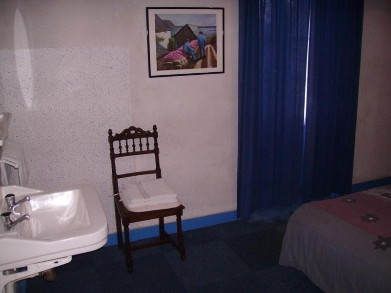 Hotel Du Menhir Locmariaquer Ruang foto