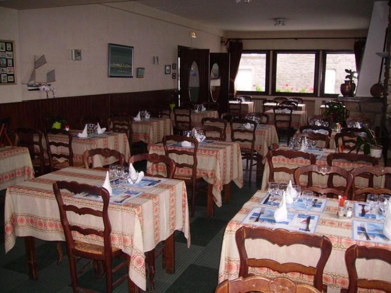 Hotel Du Menhir Locmariaquer Bagian luar foto